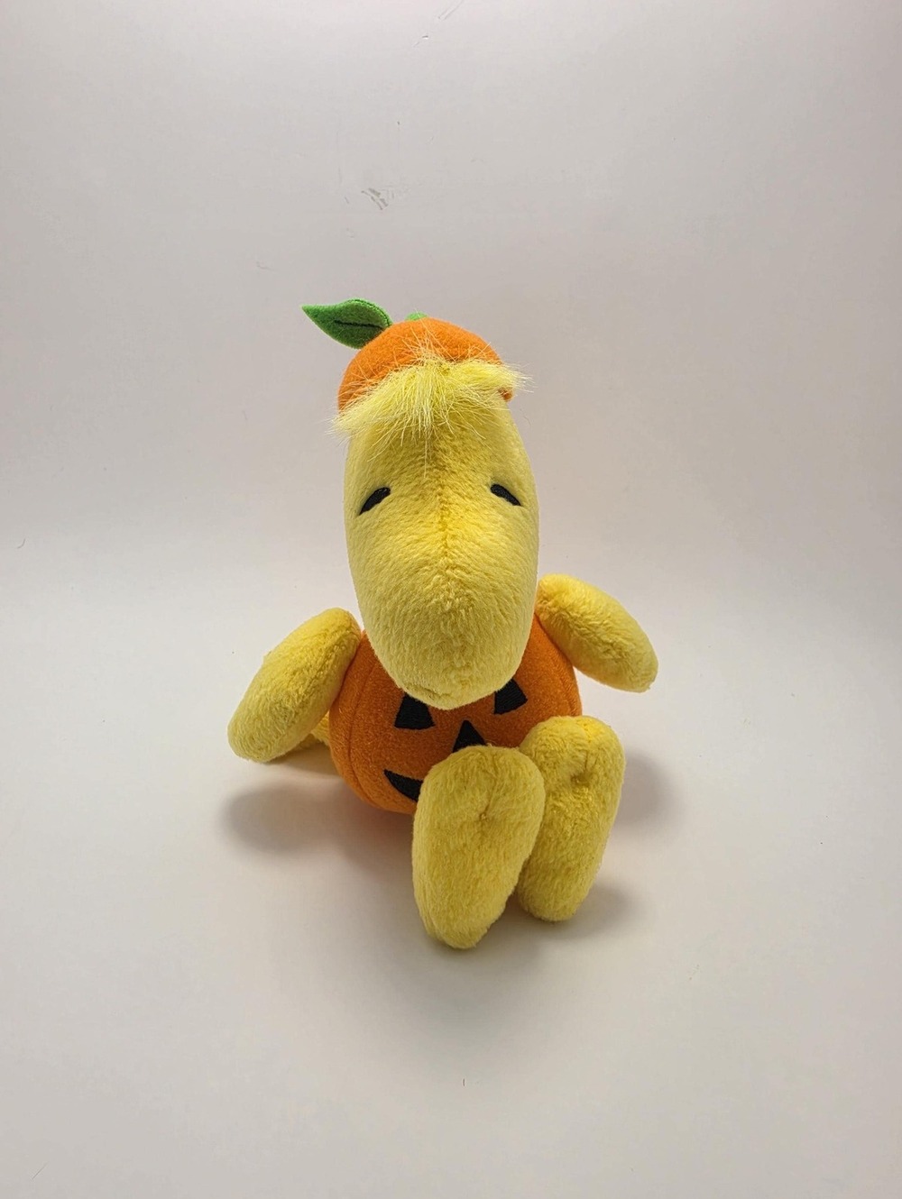 Peanuts Woodstock in Pumpkin Plush (4 inch)